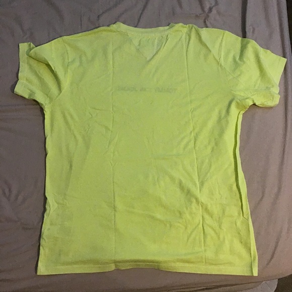 Yellow short sleeve tommy jeans shirt XL - Picture 3 of 3